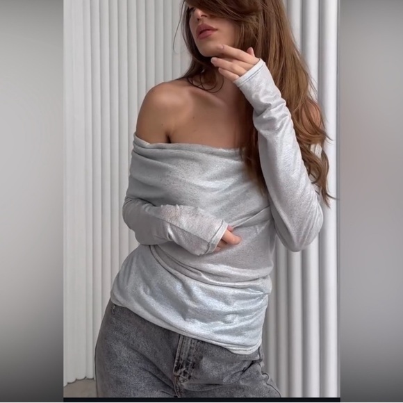 NWT ZARA EXPOSED SHOULDER METALLIC SWEATER/M - Picture 1 of 14